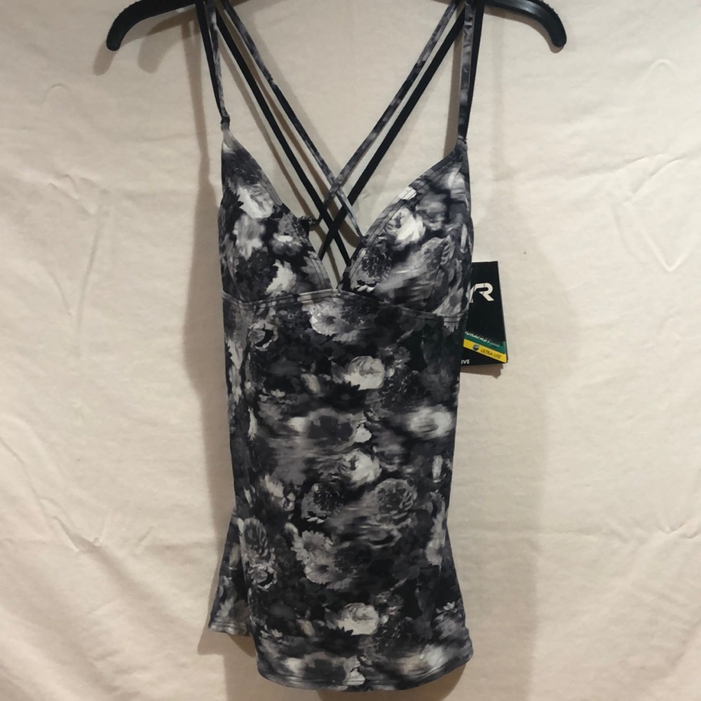 Activewear top